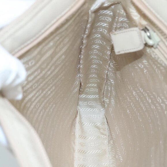 PRADA Chain Shoulder Bag Patent leather Beige Auth 109144 - Picture 13 of 16